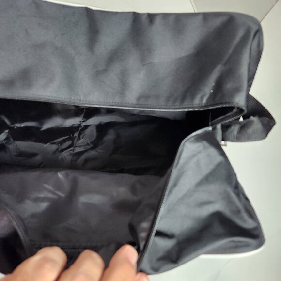 Montblanc Parfum Black White Duffle Weekender Travel Bag Large Adjustable Strap - Picture 12 of 16